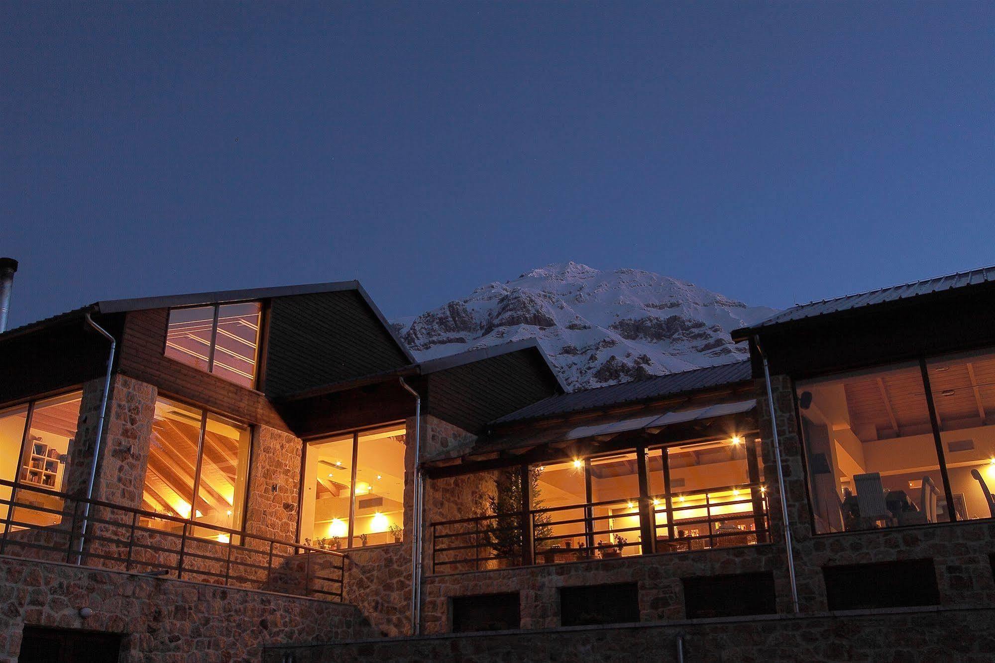 Orizontes Tzoumerkon Hotel Resort Pramanta Eksteriør bilde