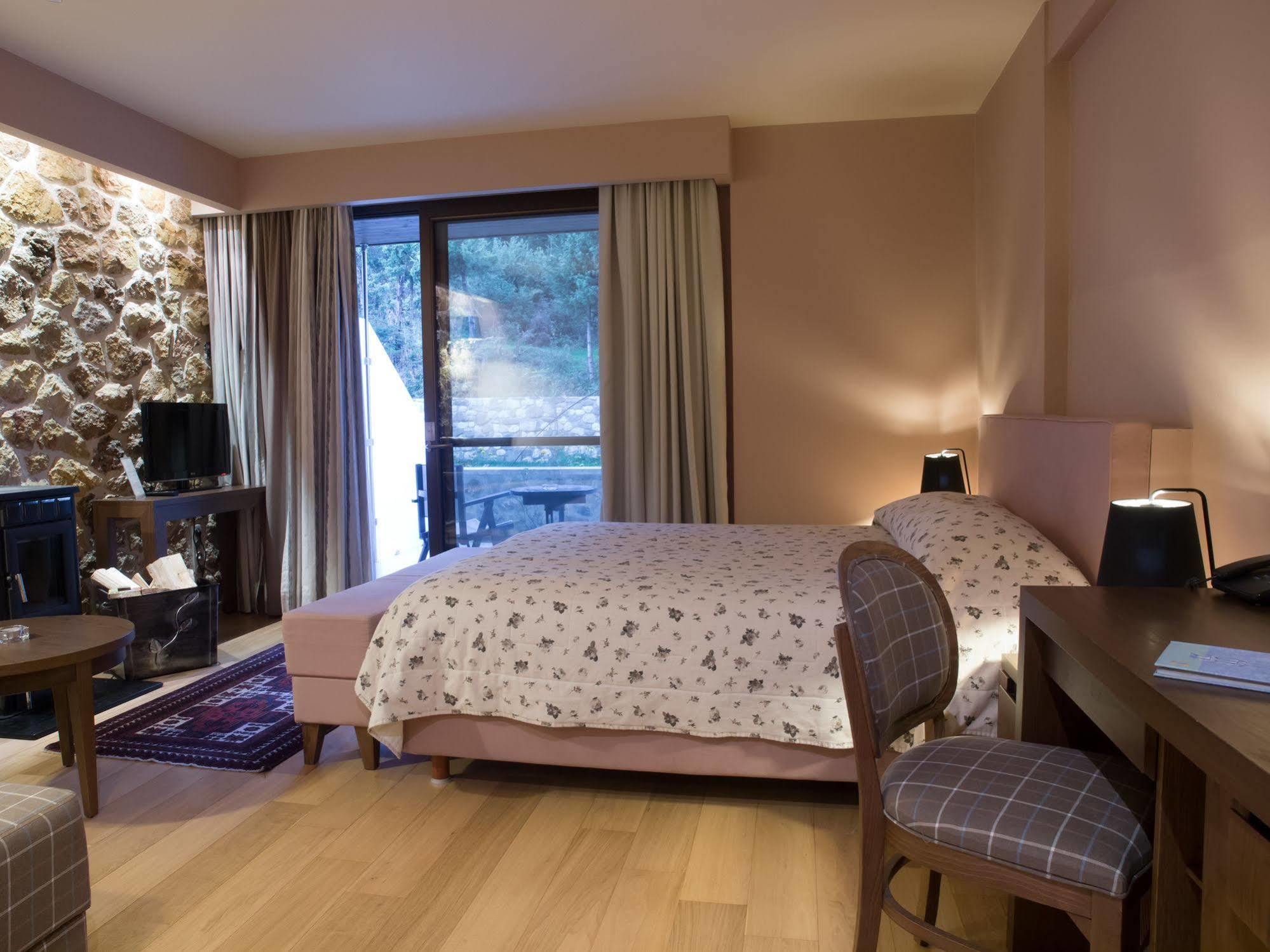Orizontes Tzoumerkon Hotel Resort Pramanta Eksteriør bilde